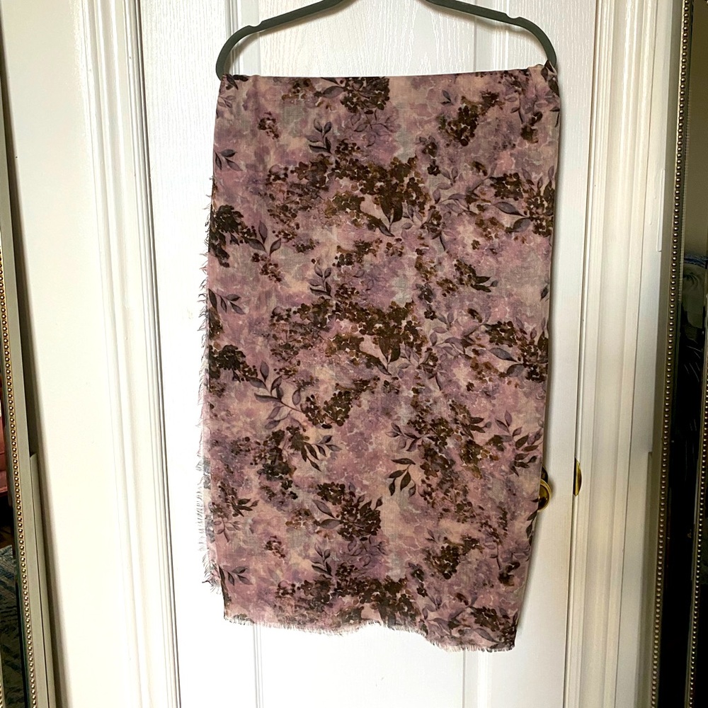 Purple and pink scarf